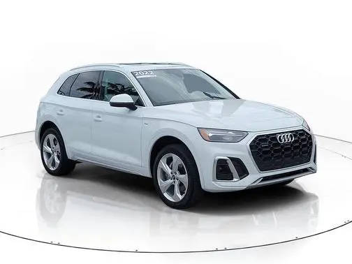 2022 Audi Q5 S line Premium Plus AWD photo