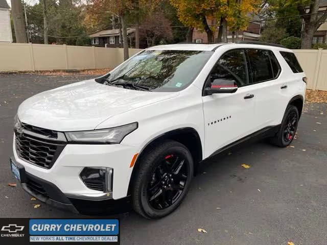 2022 Chevrolet Traverse Premier AWD photo