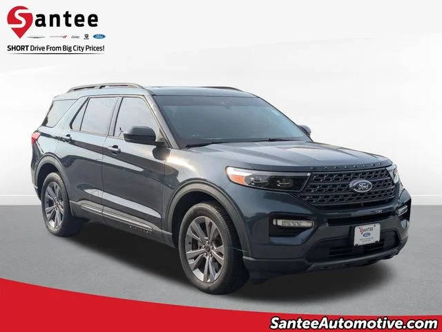 2022 Ford Explorer XLT 4WD photo