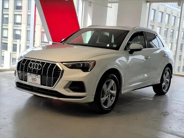 2022 Audi Q3 Premium AWD photo