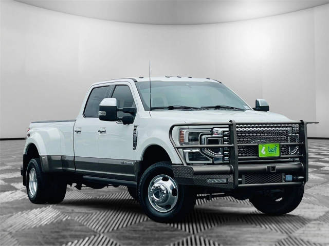 2022 Ford F-350 Super Duty King Ranch 4WD photo