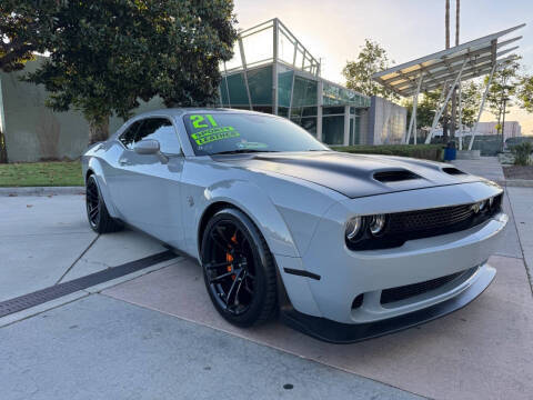 2021 Dodge Challenger SRT Hellcat Widebody RWD photo
