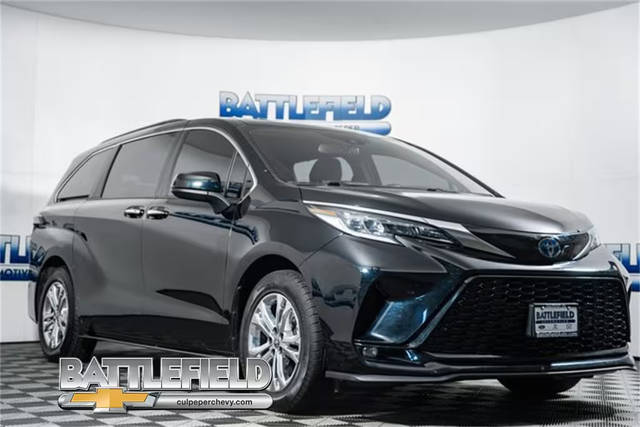 2022 Toyota Sienna XSE AWD photo