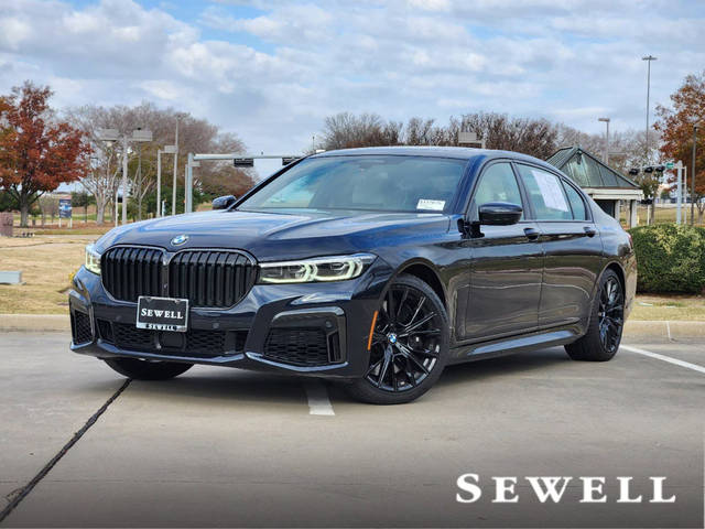 2022 BMW 7 Series 740i RWD photo