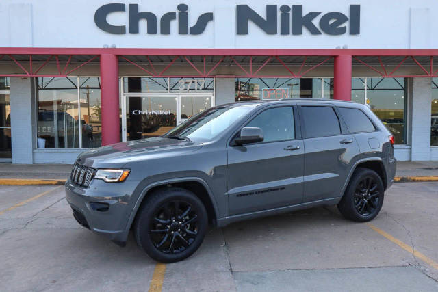 2022 Jeep Grand Cherokee Laredo X RWD photo