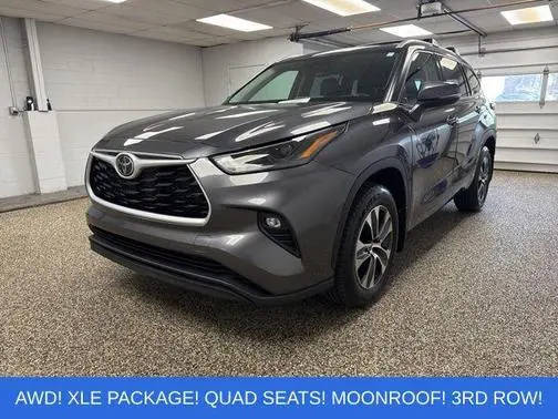 2022 Toyota Highlander XLE AWD photo