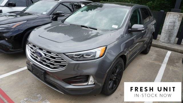 2022 Ford Edge Titanium AWD photo
