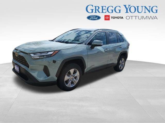 2022 Toyota RAV4 XLE AWD photo