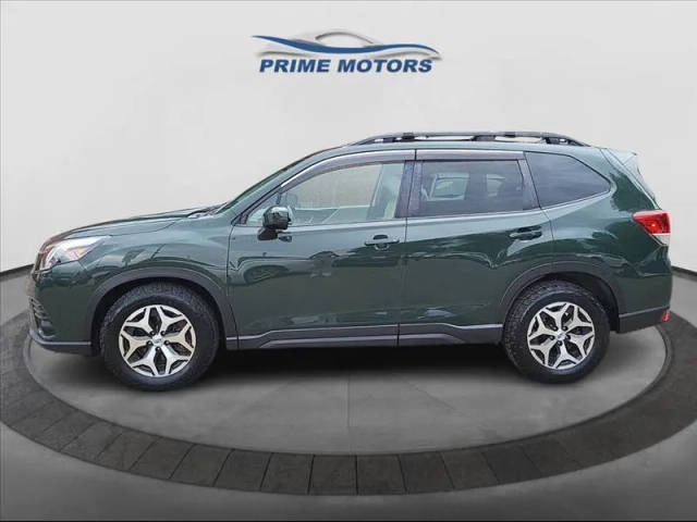 2022 Subaru Forester Premium AWD photo