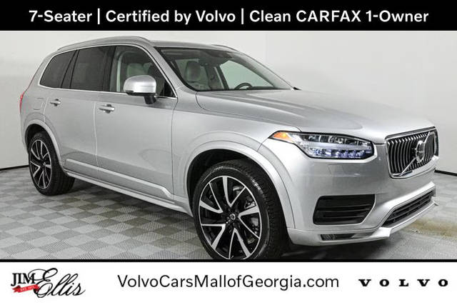 2022 Volvo XC90 Momentum AWD photo