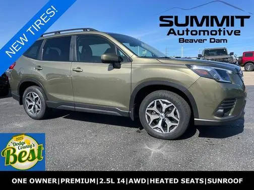2022 Subaru Forester Premium AWD photo