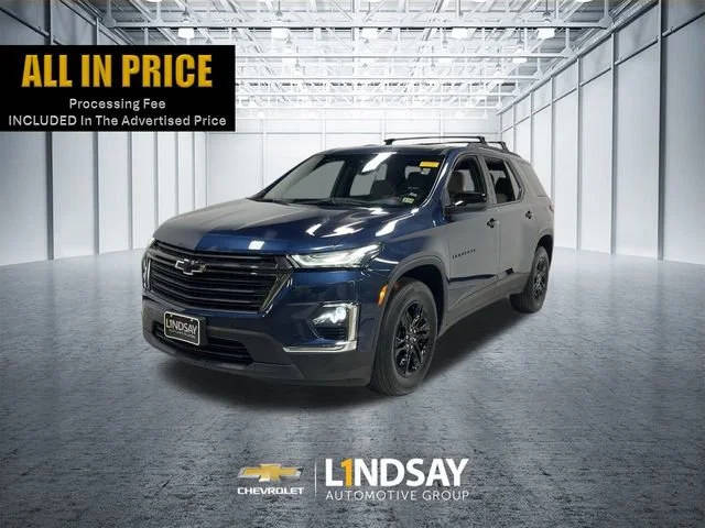 2022 Chevrolet Traverse LS FWD photo