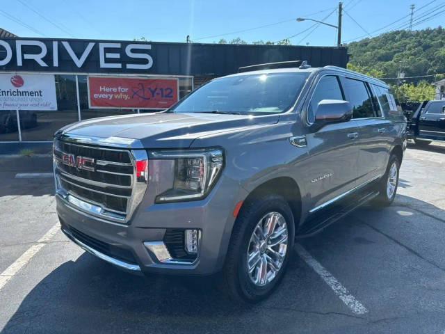 2022 GMC Yukon XL SLT 4WD photo