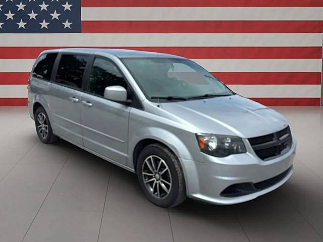 2015 Dodge Grand Caravan SE Plus FWD photo