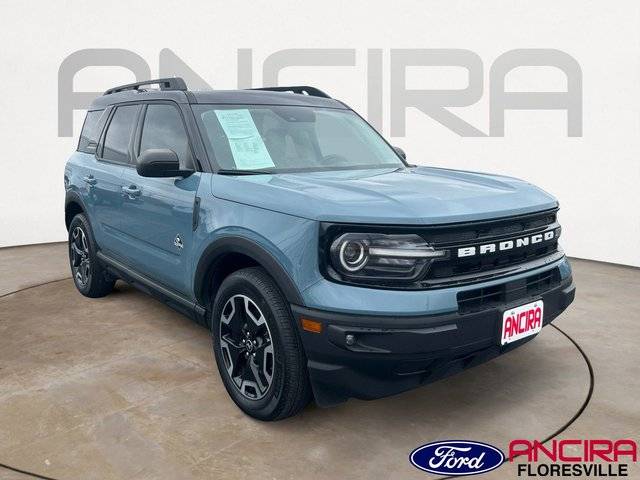 2022 Ford Bronco Sport Outer Banks 4WD photo