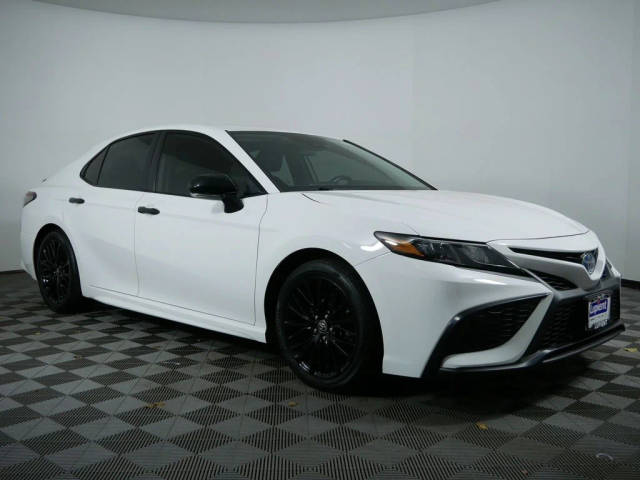 2022 Toyota Camry Hybrid Nightshade FWD photo