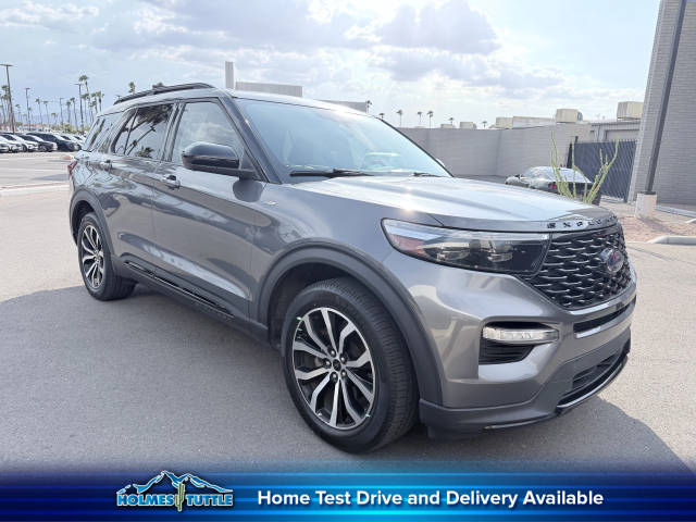 2022 Ford Explorer ST-Line RWD photo
