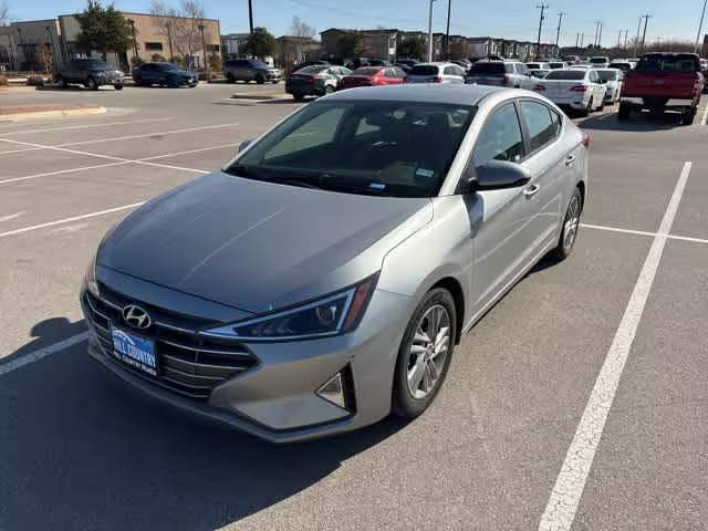 2020 Hyundai Elantra SEL FWD photo