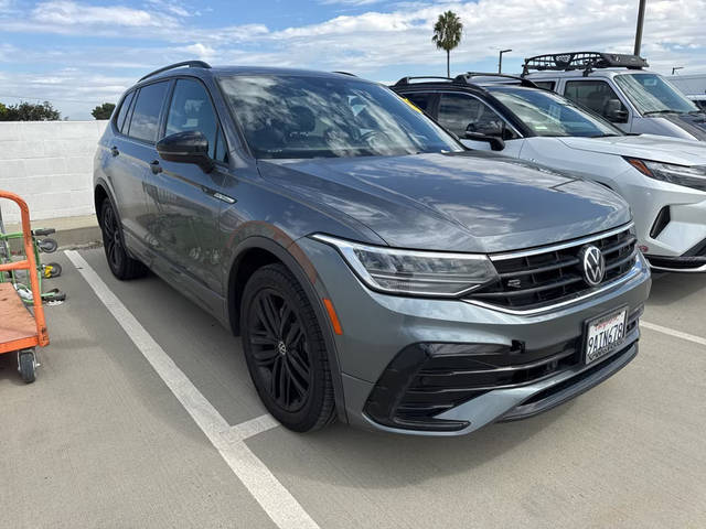 2022 Volkswagen Tiguan SE R-Line Black FWD photo