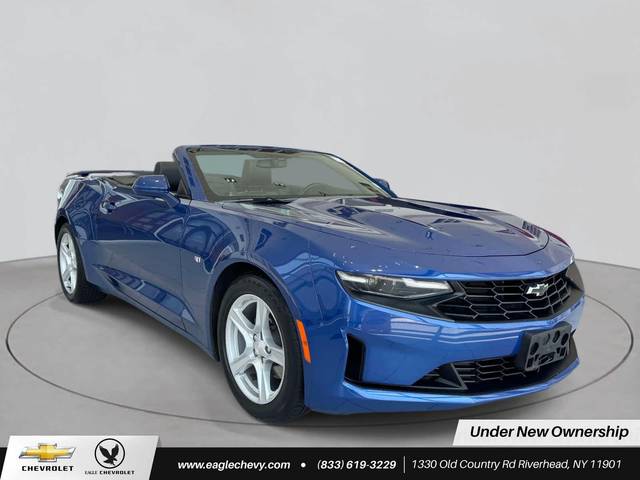 2022 Chevrolet Camaro 2LT RWD photo