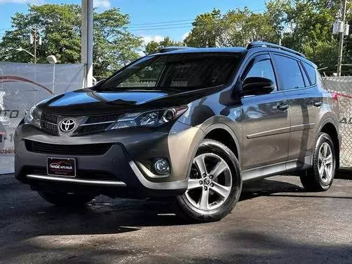 2015 Toyota RAV4 XLE AWD photo