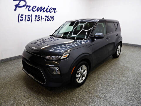 2022 Kia Soul LX FWD photo