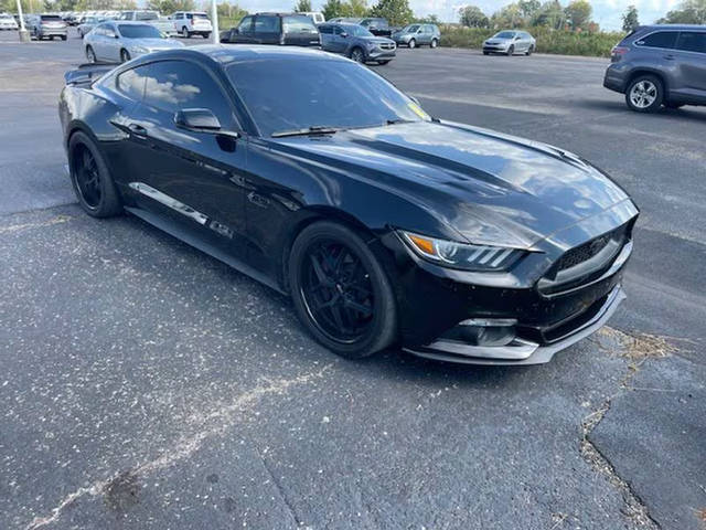 2015 Ford Mustang GT Premium RWD photo