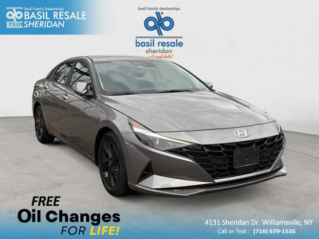 2022 Hyundai Elantra SEL FWD photo