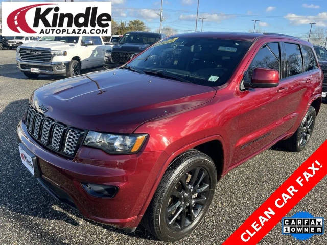 2022 Jeep Grand Cherokee Laredo X 4WD photo