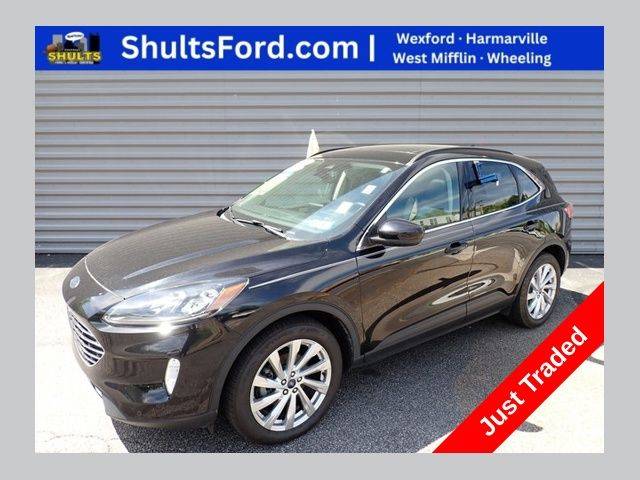 2022 Ford Escape Titanium AWD photo