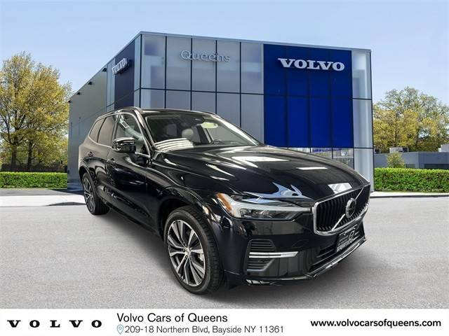 2022 Volvo XC60 Momentum AWD photo