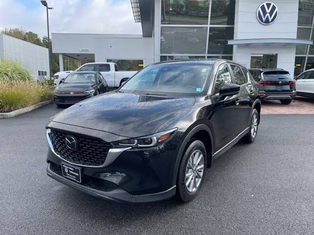 2022 Mazda CX-5 2.5 S Preferred Package AWD photo