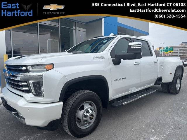 2022 Chevrolet Silverado 3500HD High Country 4WD photo