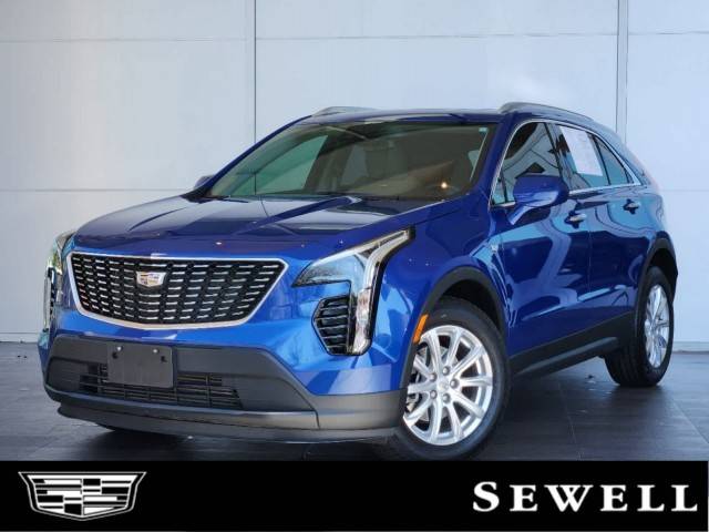 2022 Cadillac XT4 FWD Luxury FWD photo