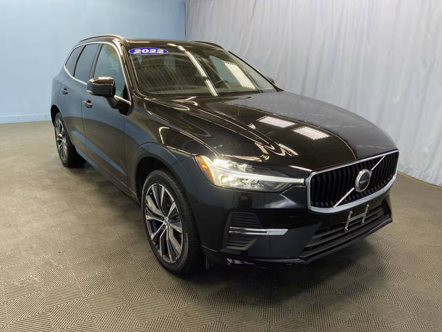 2022 Volvo XC60 Momentum AWD photo