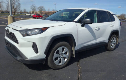 2022 Toyota RAV4 LE AWD photo