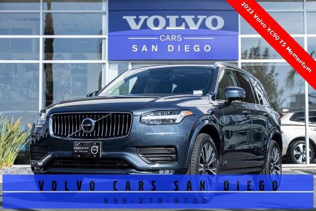 2022 Volvo XC90 Momentum AWD photo