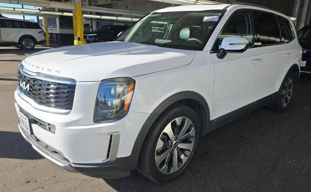 2022 Kia Telluride EX AWD photo