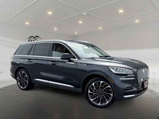 2022 Lincoln Aviator Reserve AWD photo