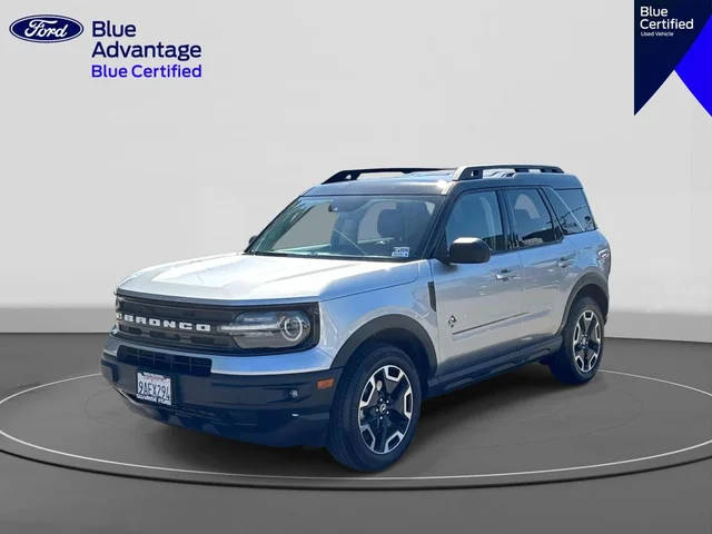 2022 Ford Bronco Sport Outer Banks 4WD photo