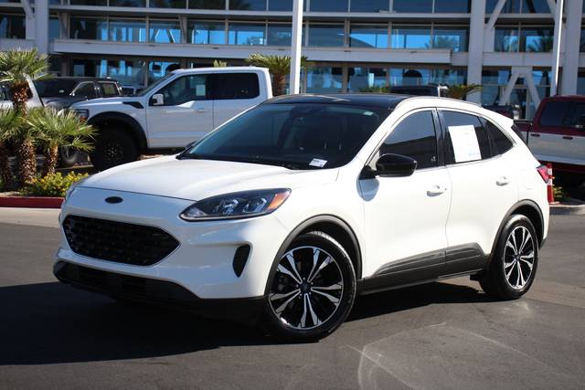 2022 Ford Escape SE Hybrid FWD photo