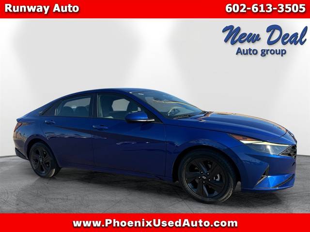 2022 Hyundai Elantra SEL FWD photo