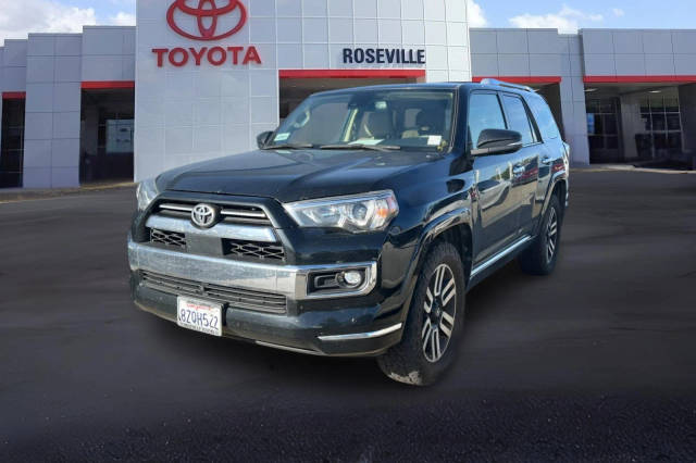 2022 Toyota 4Runner Limited 4WD photo