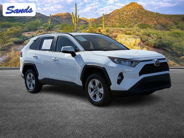 2020 Toyota RAV4 XLE AWD photo