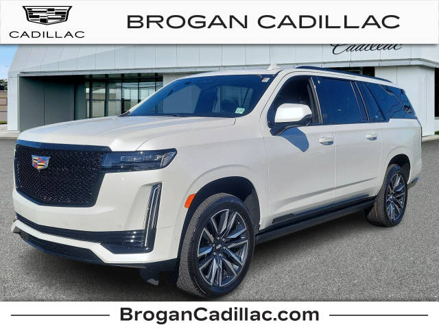 2022 Cadillac Escalade ESV Sport 4WD photo