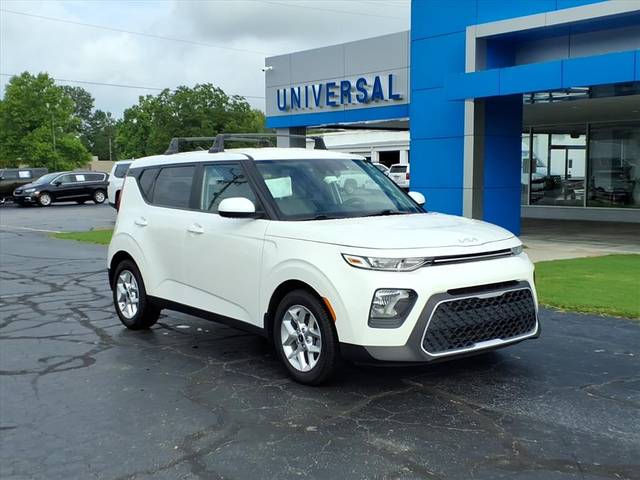 2022 Kia Soul LX FWD photo