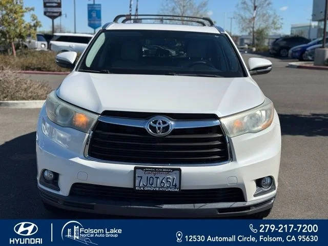 2015 Toyota Highlander XLE FWD photo