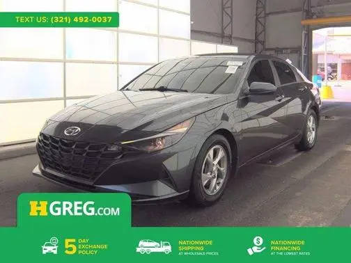 2022 Hyundai Elantra SE FWD photo