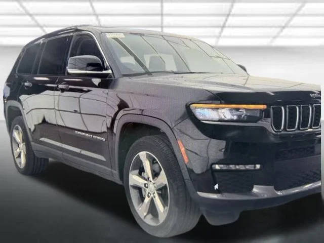 2022 Jeep Grand Cherokee L Limited 4WD photo