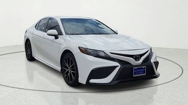 2021 Toyota Camry SE FWD photo